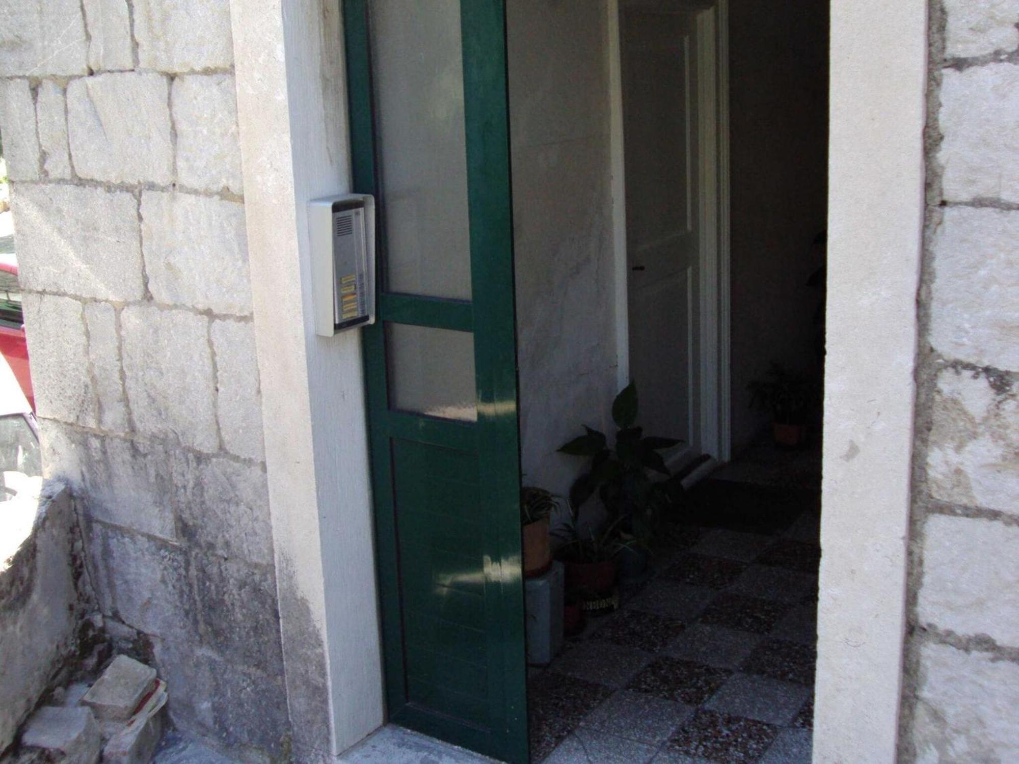 Apartman Sretna -